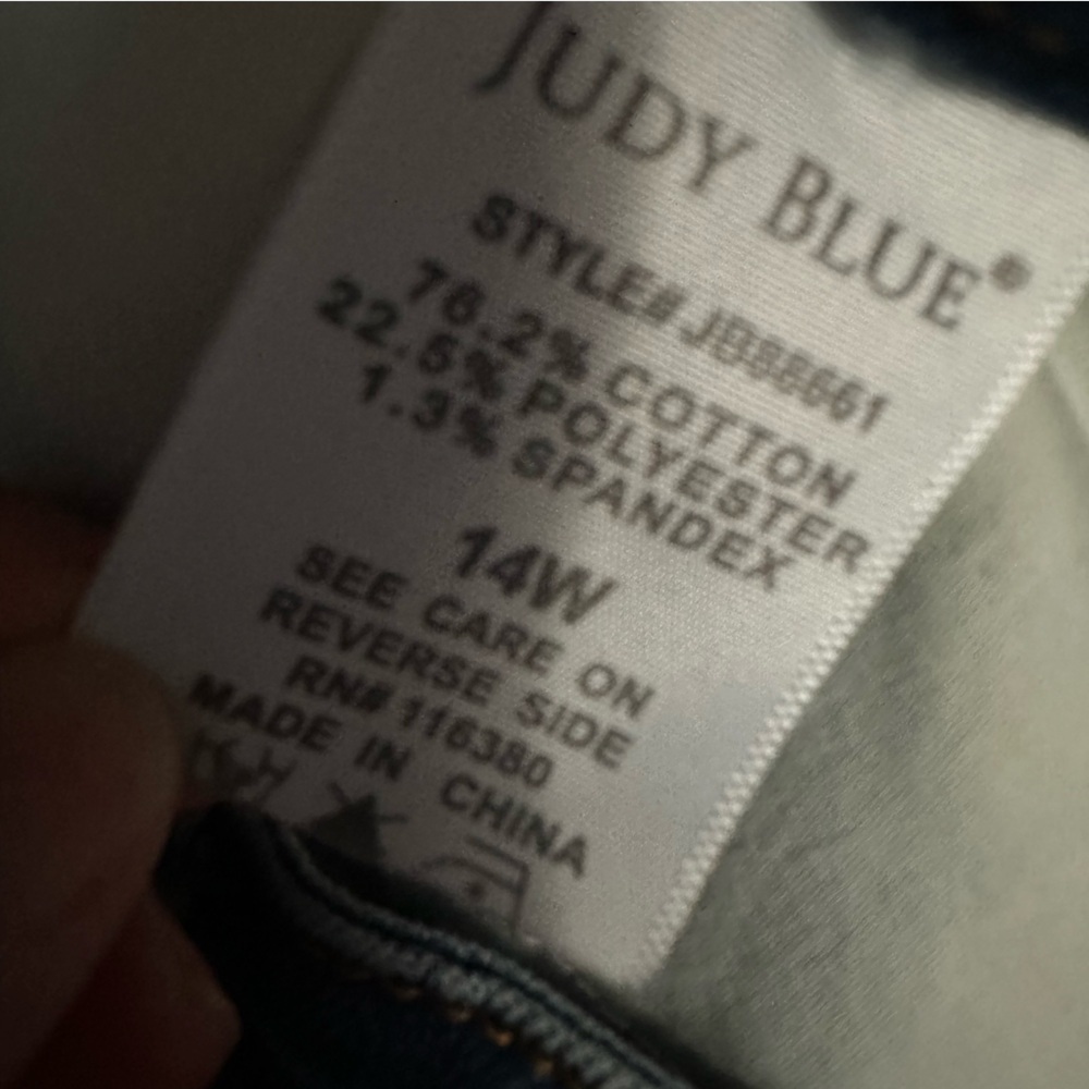 Judy Blue Distressed 90's Straight Leg Jeans sie 14W - Picture 6 of 7